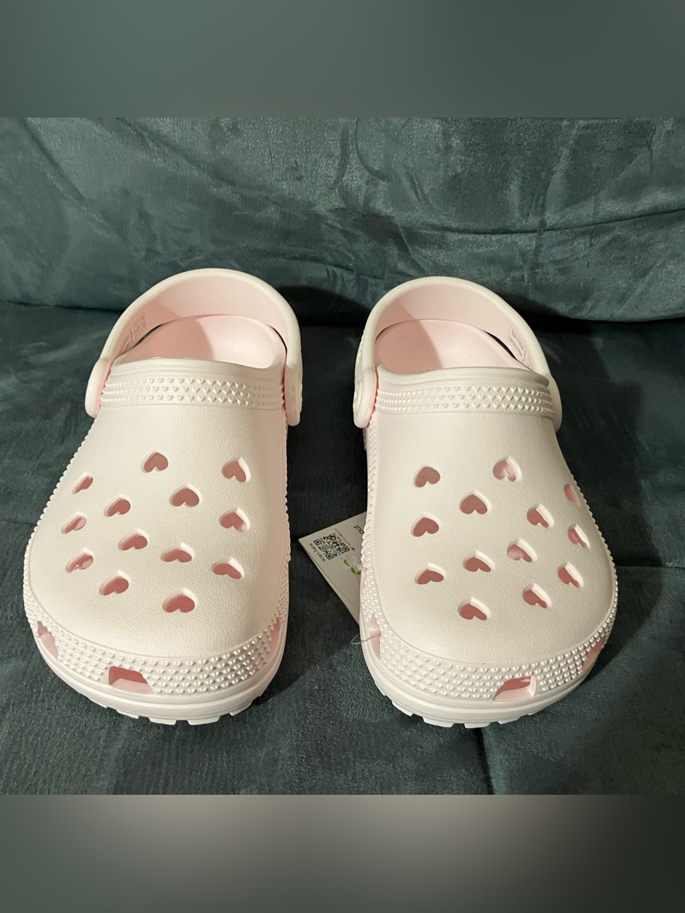 Crocs Classic Hearts Cut Out Clog Kids Bubble Ice Pink Slip On J1 Youth 1 - Picture 3 of 6